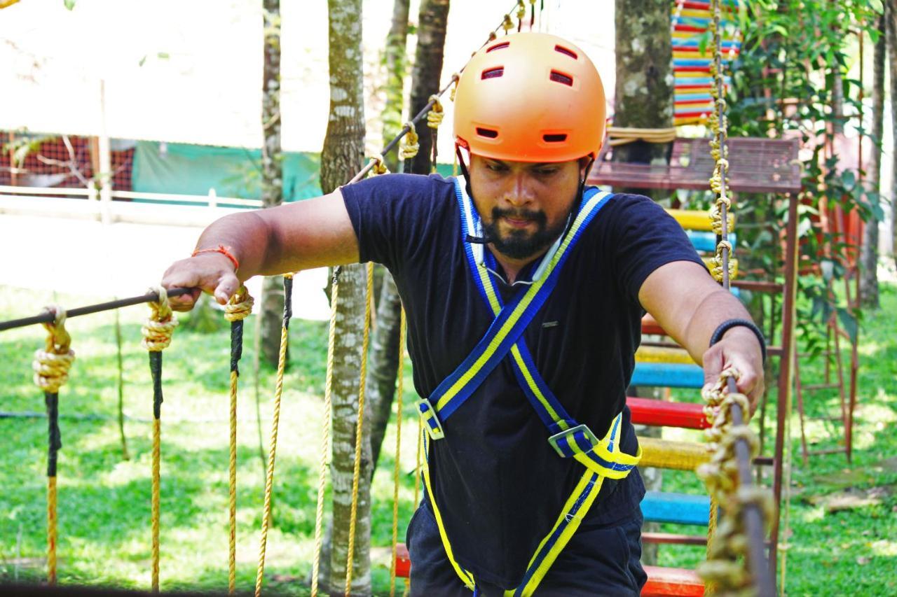 Cs County Resort ساكليشبور المظهر الخارجي الصورة